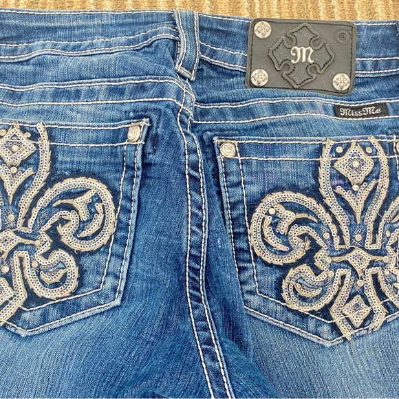 Miss Me boot cut jeans - Picture 2 of 3